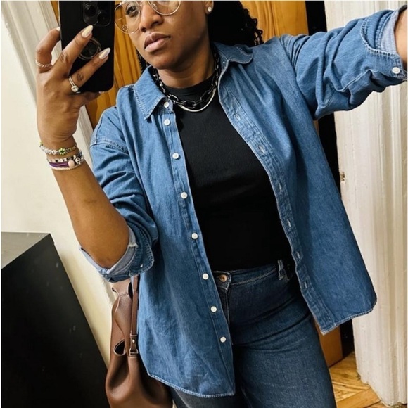 Women's Long Sleeve Denim Oversized
Button Down Shirt - Universal Thread - Picture 6 of 10